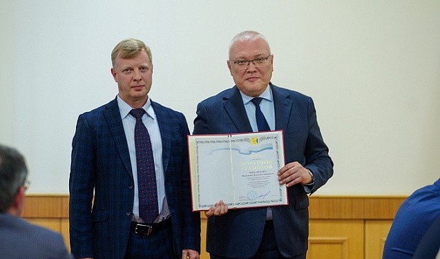 Глава РСТ Кировской области Максим Михайлов решил заняться бизнесом