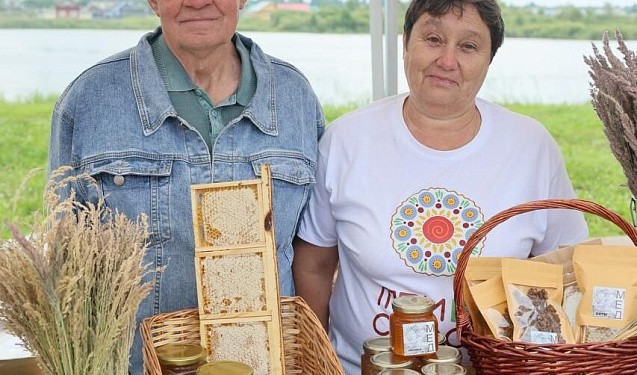 «В Кировской области самый дешёвый мёд среди соседних регионов»: интервью с пчеловодом
