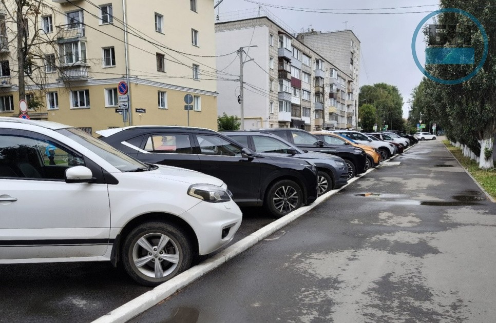 В Кировской области ищут машины с водителями для депутатов Госдумы В Кировской области ищут машины с водителями для депутатов Госдумы