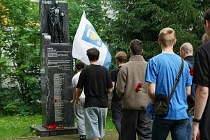 Коллектив ВятГУ почтил память героев Великой Отечественной войны в День памяти и скорби